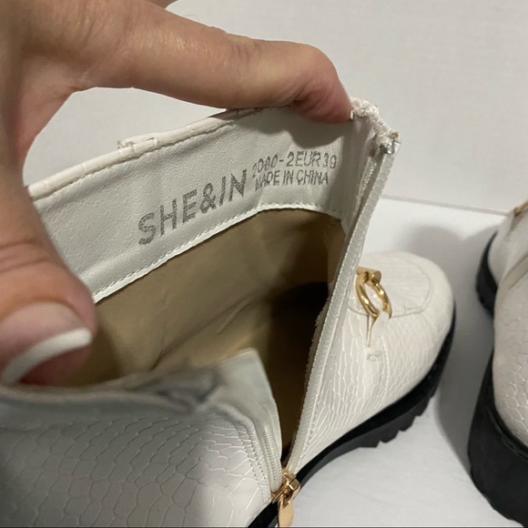 SHE & IN WHITE BUCKLED BOOTIES - Picture 13 of 15